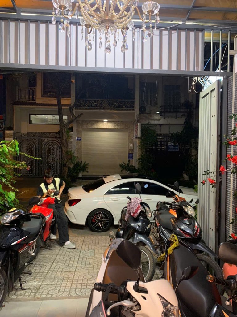 Chi Phí Chụp Ảnh Gia Đình Là Bao Nhiêu?