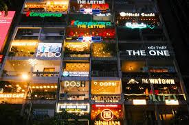 The Cafe Apartments - Tòa nhà nghệ thuật đa phong cách